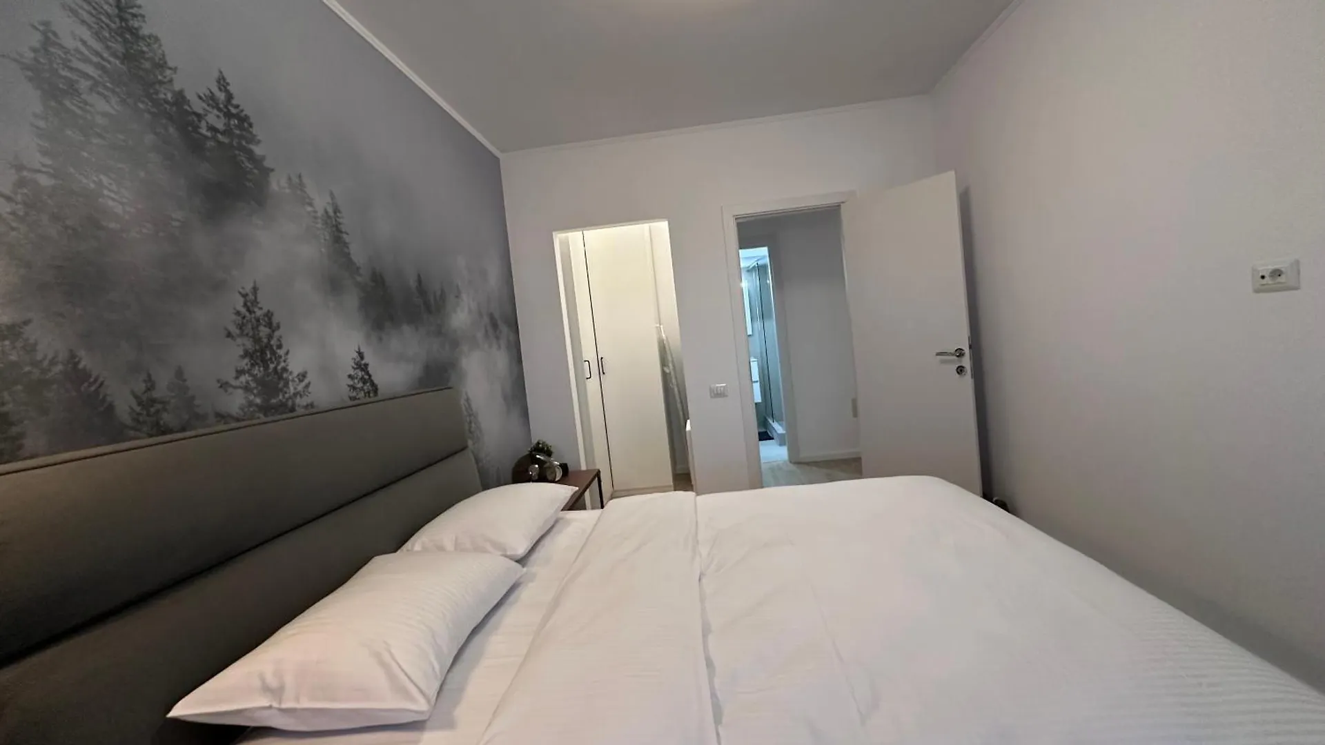 Mystic Meadow 142, Free Parking And Panoramic View Apartment Bucharest